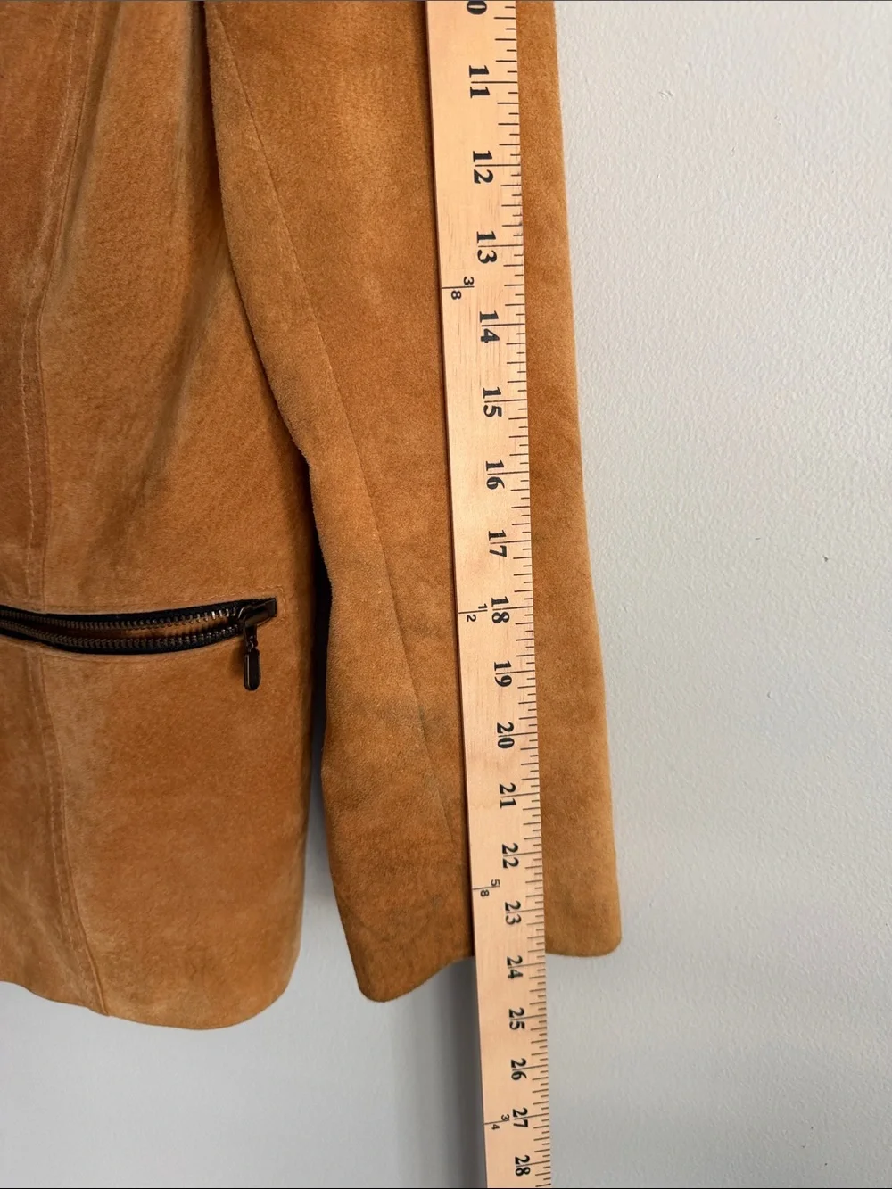 Vintage Women’s Suede Leather Zip Jacket in Tan
